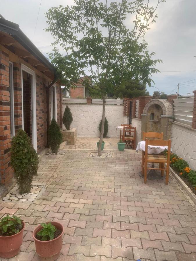 Guest Rooms Arbri Vlorë 外观 照片